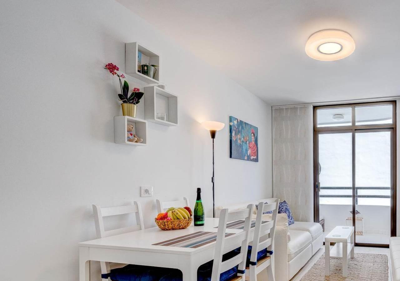 Stylish Flat And Pool With 3 Rooms, Sleeps 6, Los Cristianos Los Cristianos  Eksteriør bilde