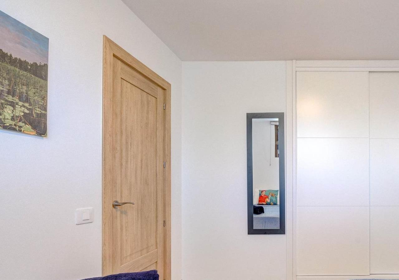Stylish Flat And Pool With 3 Rooms, Sleeps 6, Los Cristianos Los Cristianos  Eksteriør bilde